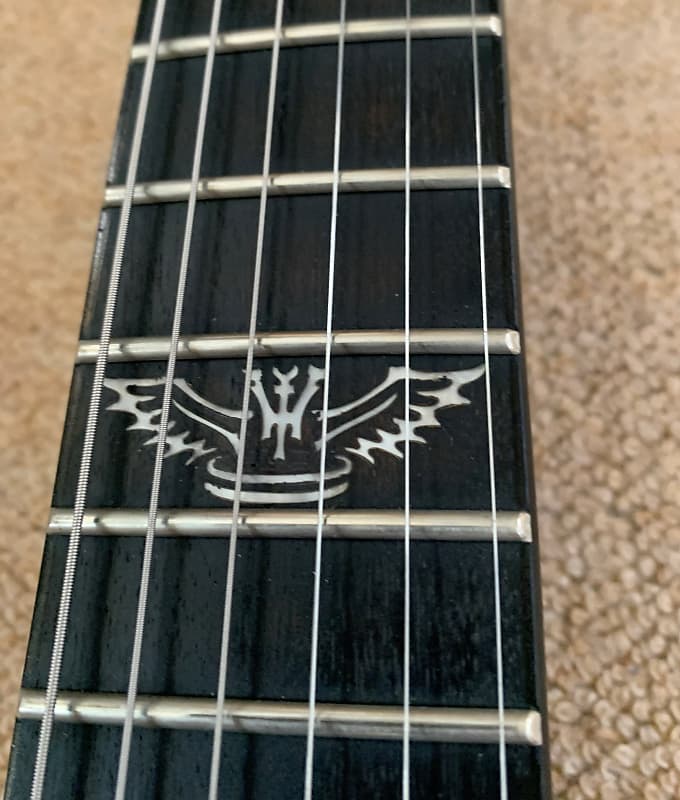 Washburn Parallaxe V260, Carbon Black - Rock Stock Stores
