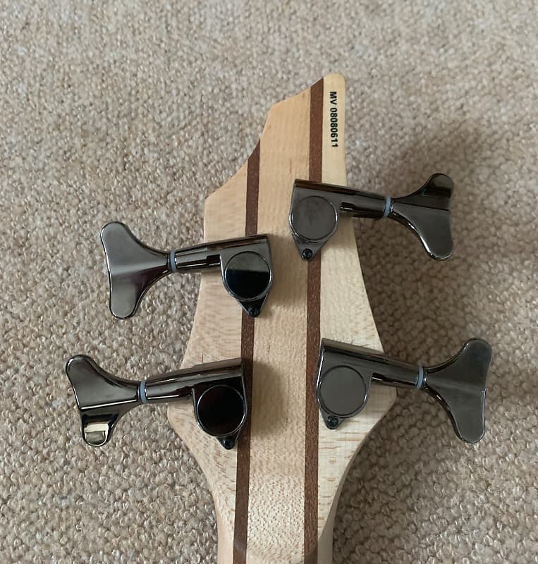 Tanglewood Canyon 3 4 String Long Scale Electric Bass Guitar - Image 12