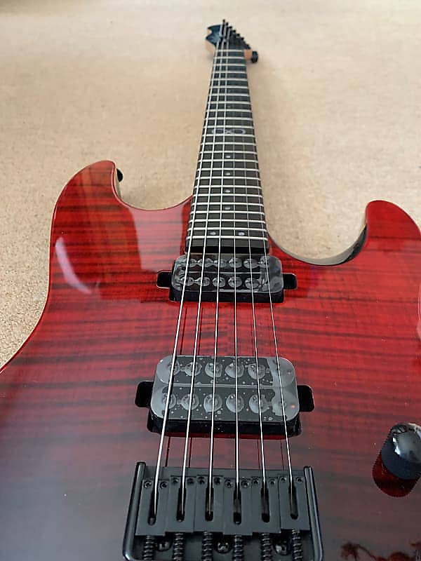 Chapman V2 ML1 Modern Standard in Gloss Black Blood Red - Rock