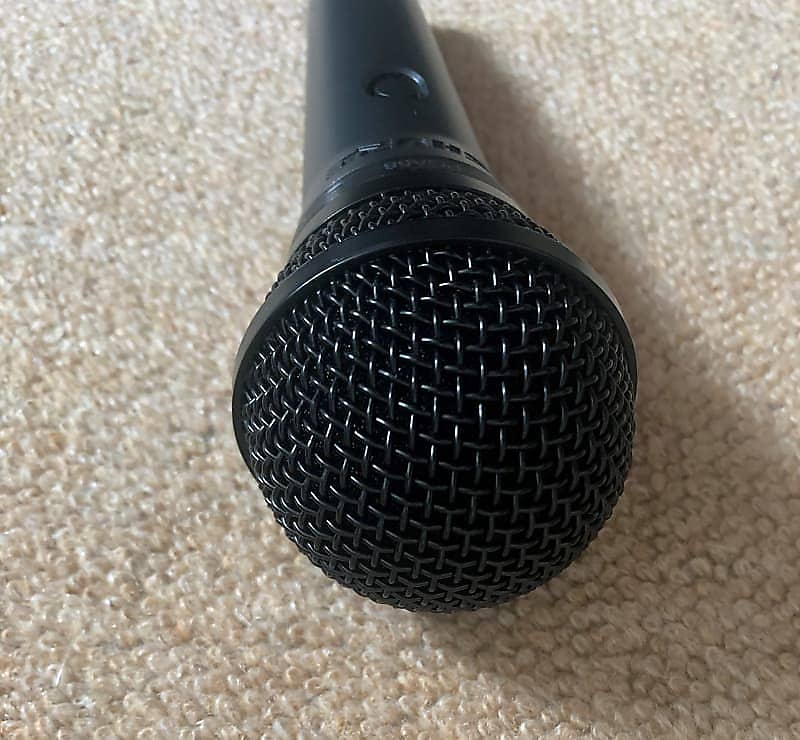 Shure PGA58 Cardioid Dynamic Vocal Microphone - Image 7