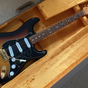 Fender Stevie Ray Vaughan Stratocaster, USA 3-Colour Sunburst 2004