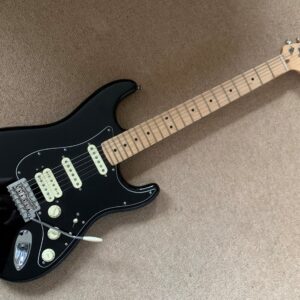 Fender American Performer Stratocaster HSS, Maple, Black 2019