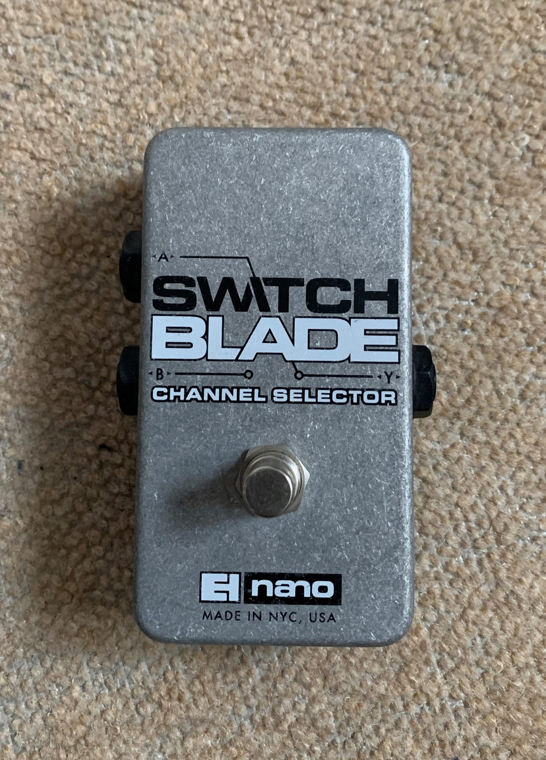 Electro Harmonix Switchblade ABY Switcher - Rock Stock Stores