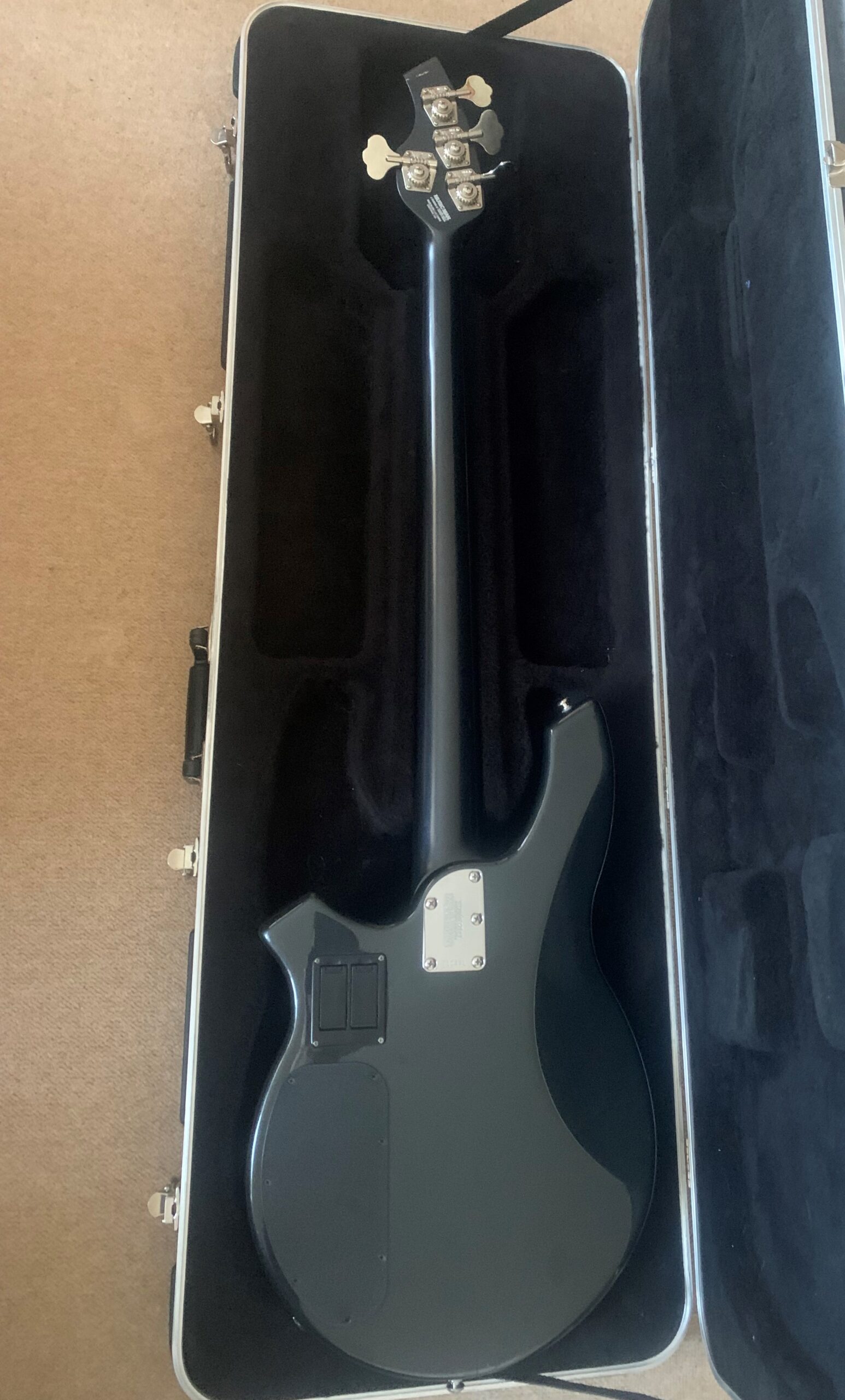 Music Man Bongo 4 USA 2004 Saphire Black(Dark Grey) - Rock Stock