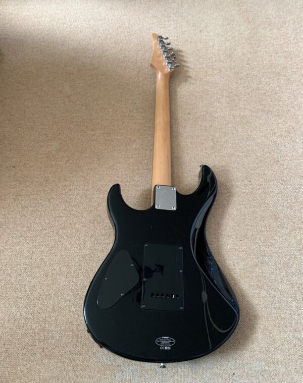 Yamaha ERG 121 in Black - Image 5