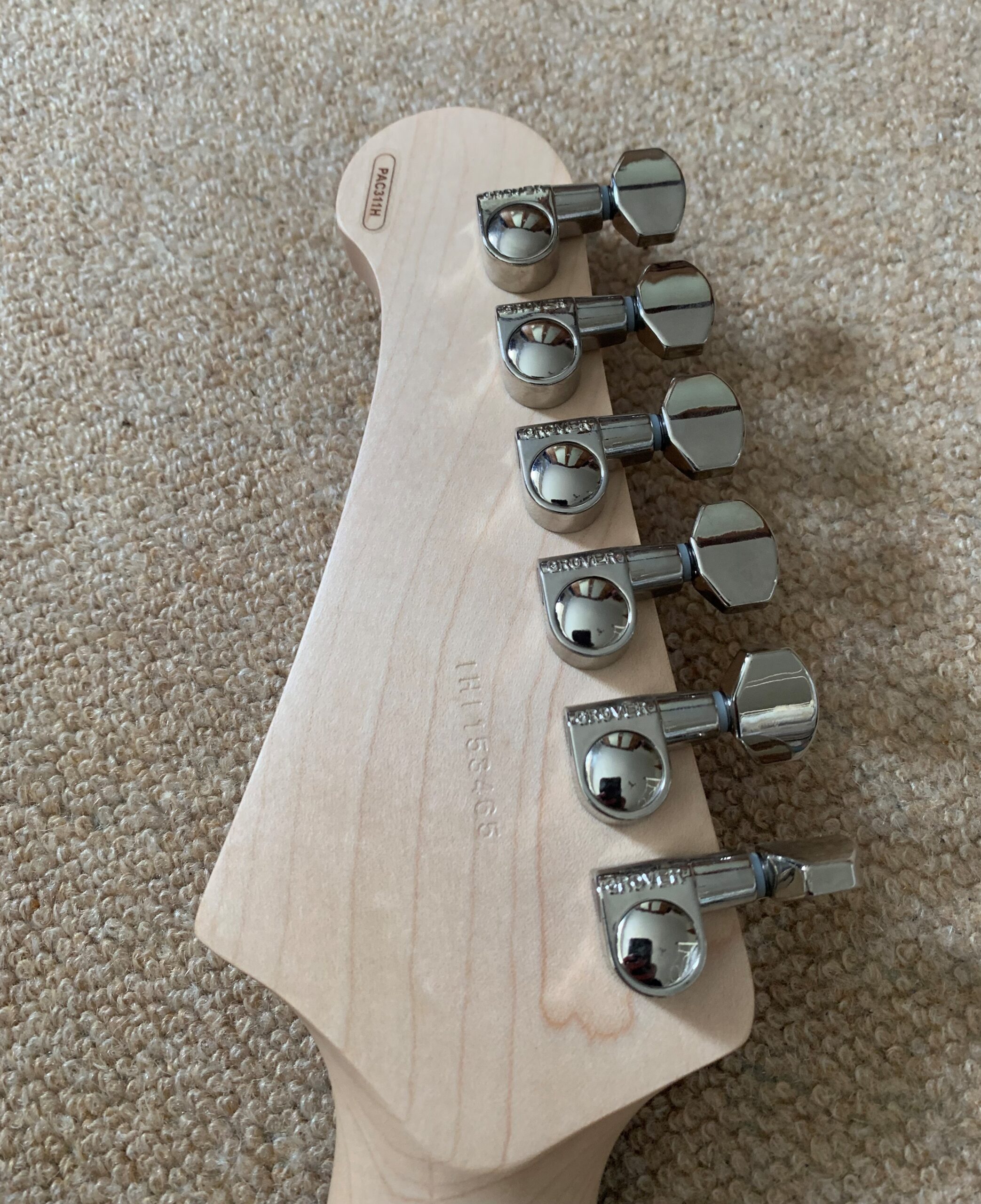 Yamaha Pacifica 311H, Red Metallic - Image 9