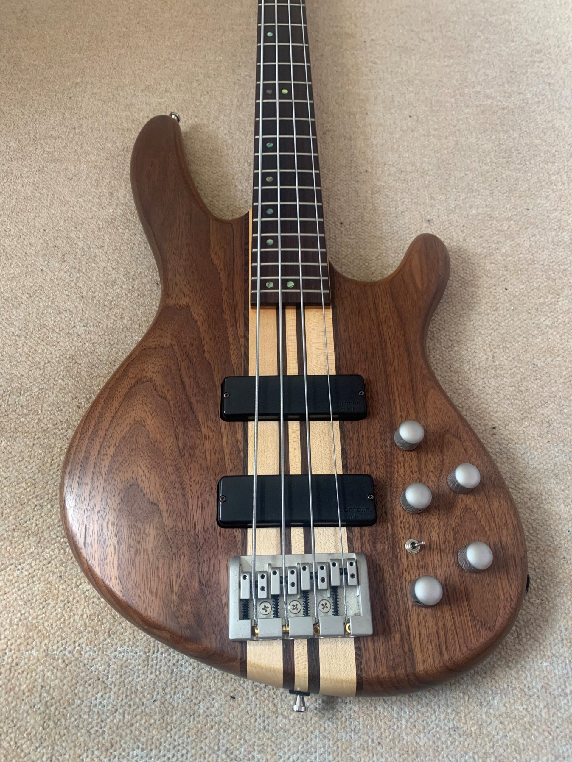 Cort Artisan A4 Ltd Edition Bass Guitar. - Image 2