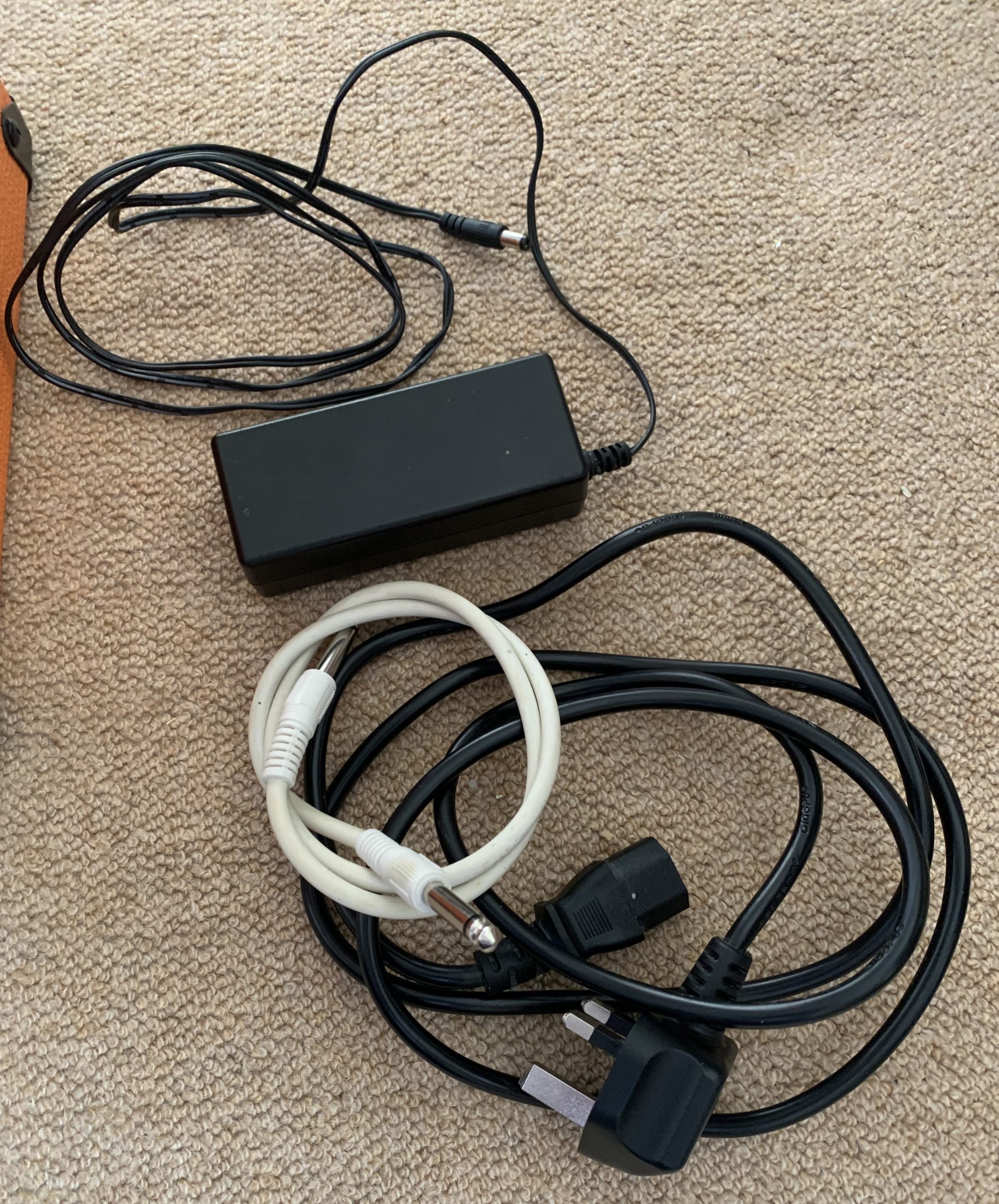 Orange Micro Terror Guitar Amplifier Head and Cabinet - Image 3
