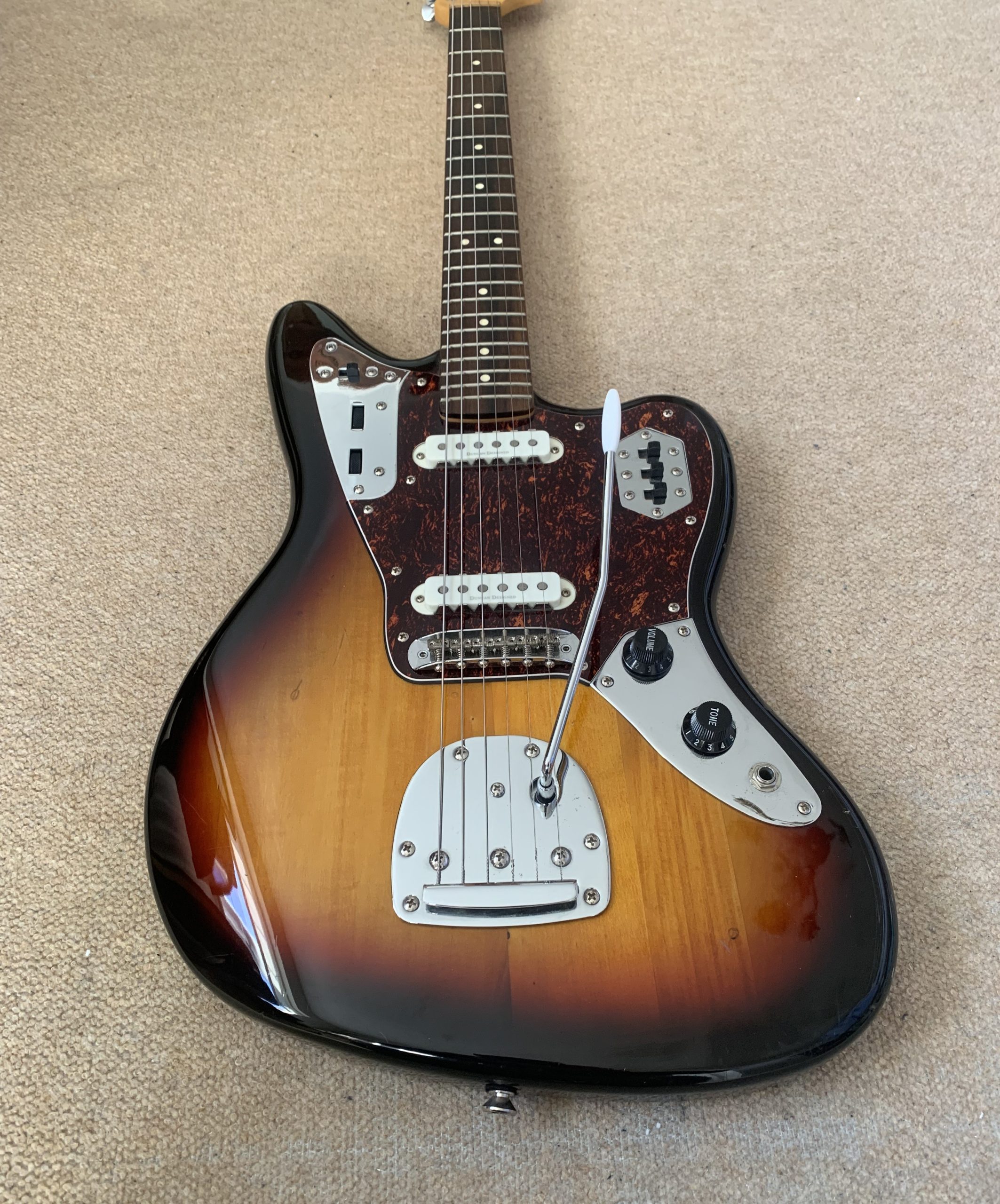 Squier Jaguar Sunburst Indonesia - Image 2