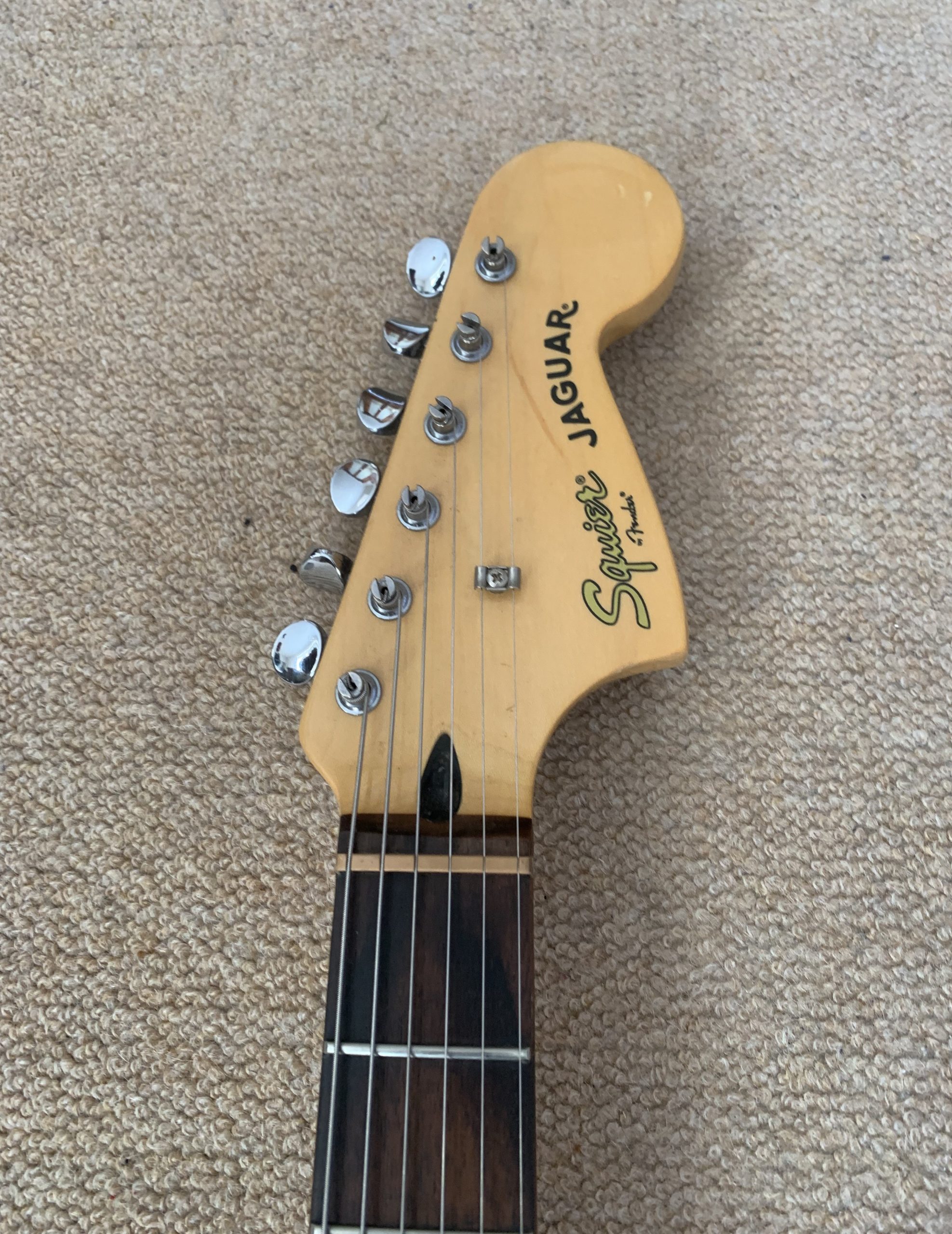 Squier Jaguar Sunburst Indonesia - Image 5