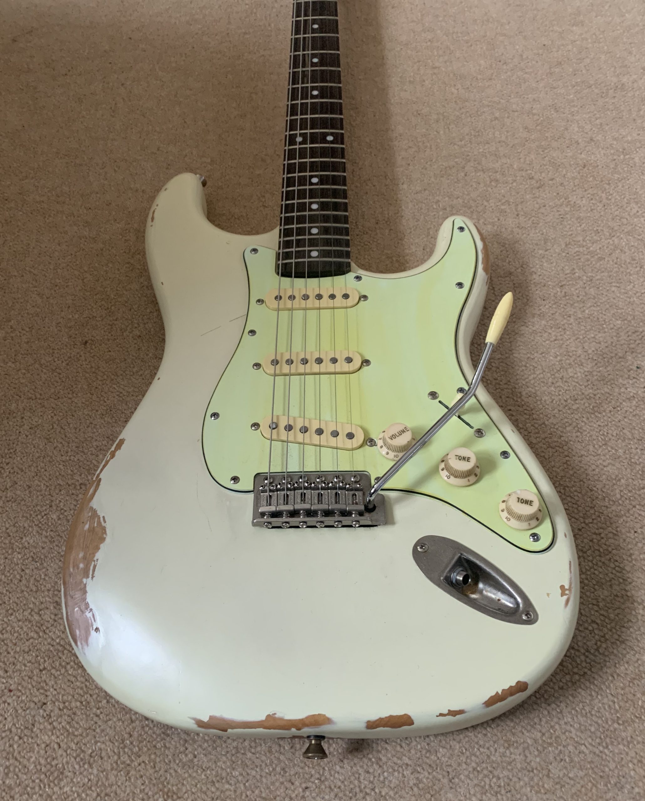 Vintage V6 Thomas Blug Signature Electric Guitar ~ Distressed Vintage White - Image 2