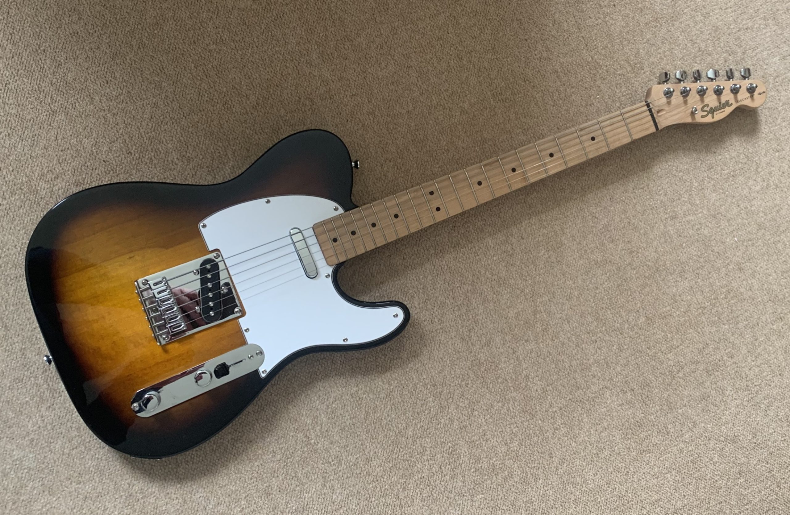 SQUIER AFFINITY SERIES TELECASTER IN SUNBURST 2019