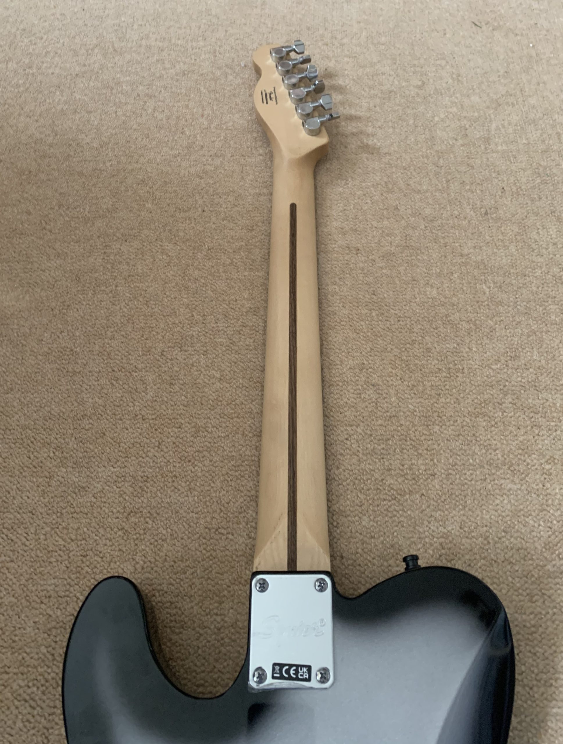 SQUIER TELECASTER DELUXE, LIMITED EDITION AFFINITY in SILVER BURST - Image 9
