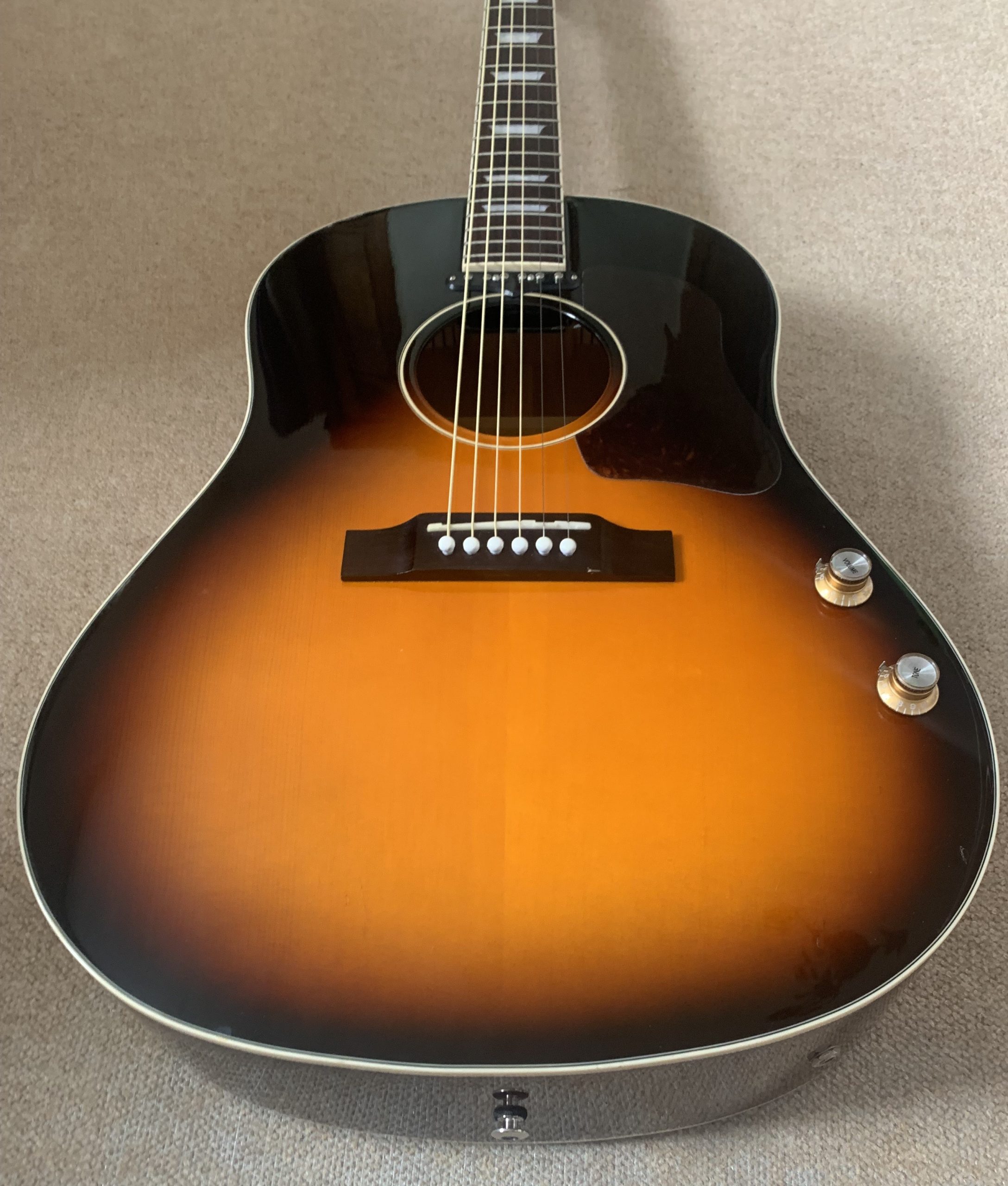 Epiphone Limited Edition EJ-160E/VS 2017 with Gigbag - Rock Stock