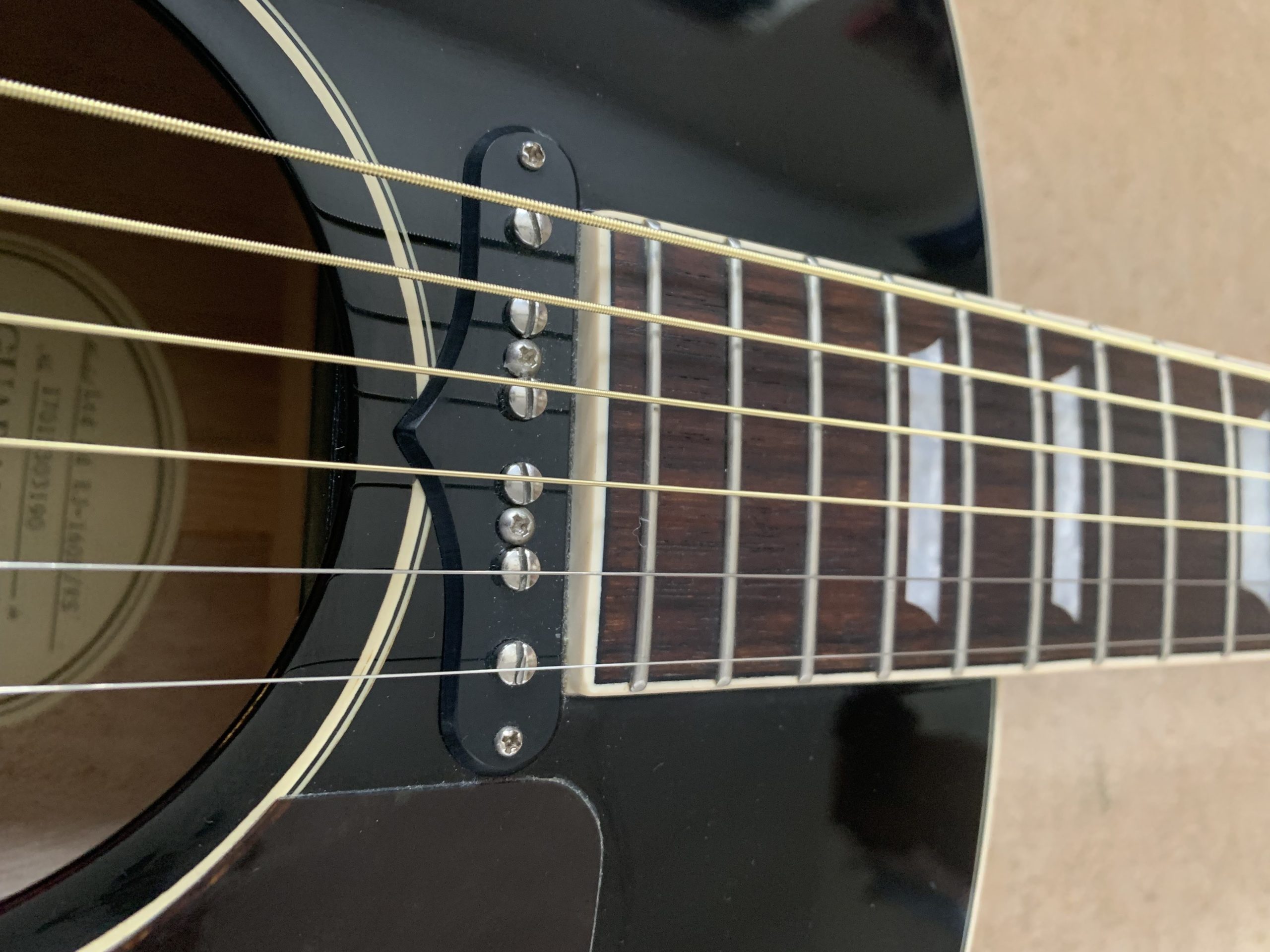 Epiphone Limited Edition EJ-160E/VS 2017 with Gigbag - Rock Stock