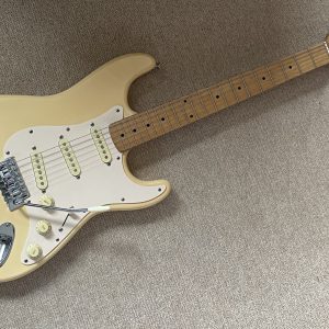 Squire Stratocaster Cream made in 1994 Korea