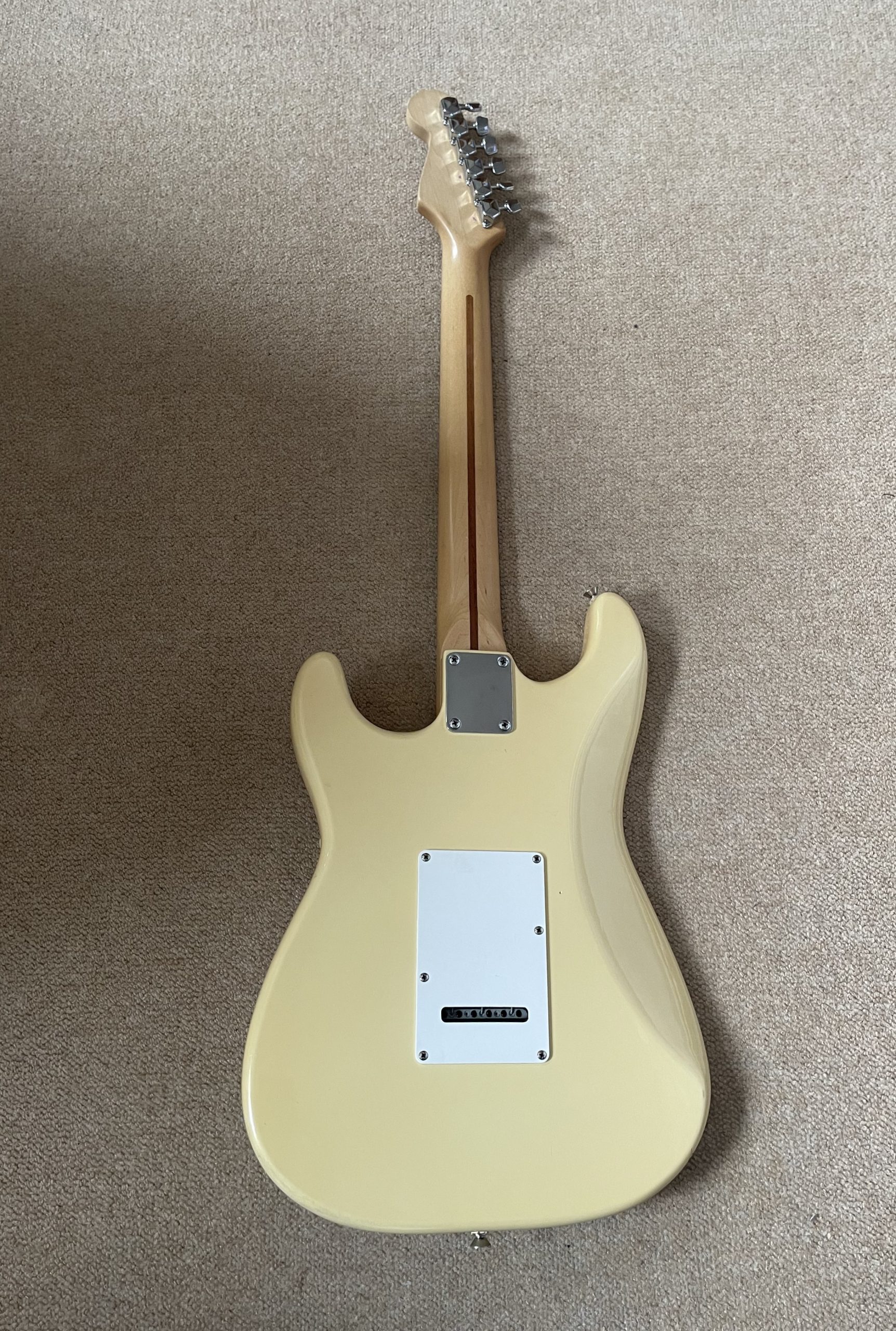 Squier【Stratocaster エレキギター クリーム】 Squier by Fender Paranormal Strat-O-Sonic Vintage Blonde