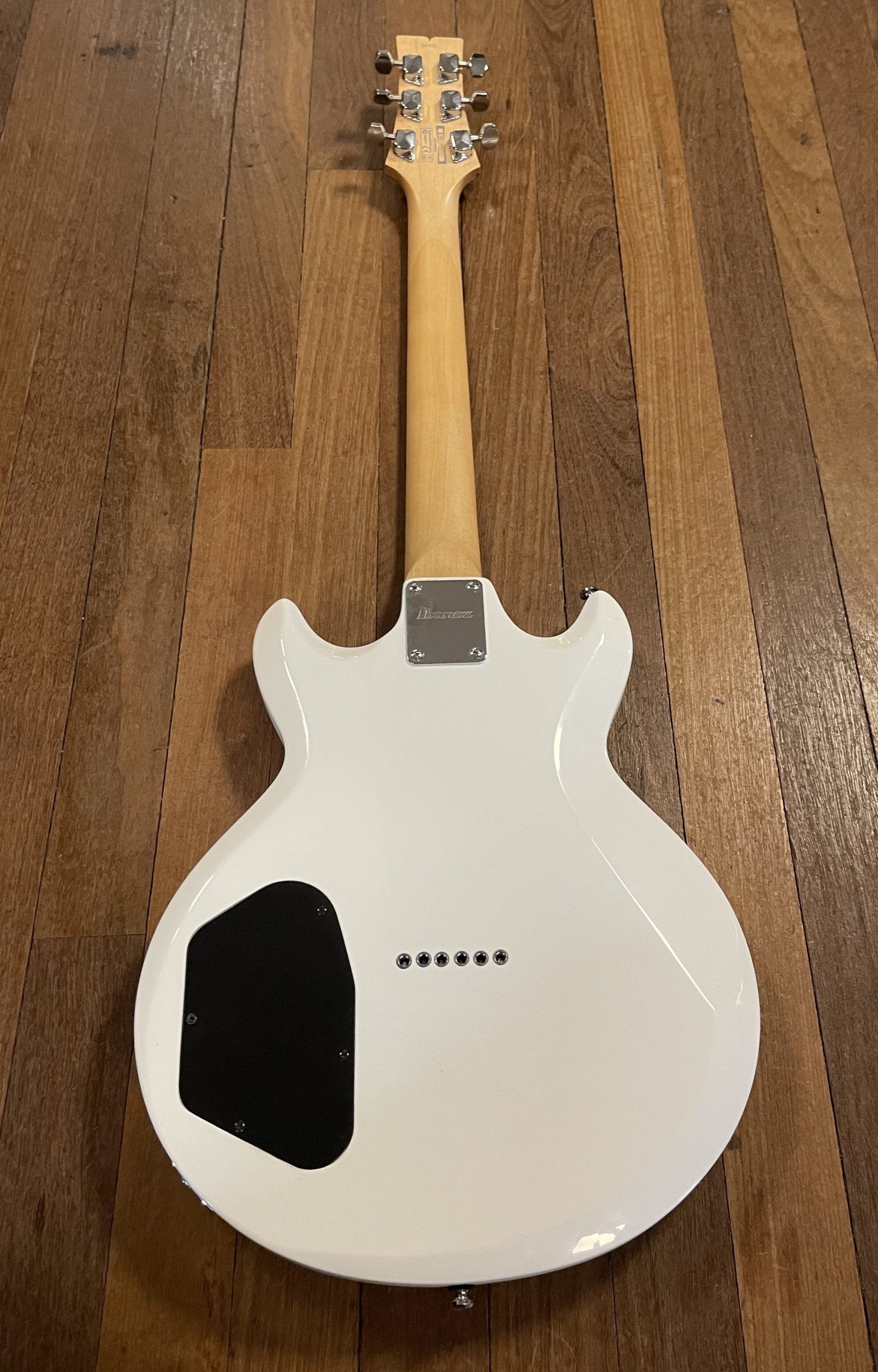 Ibanez GAX30 GIO White - Image 9