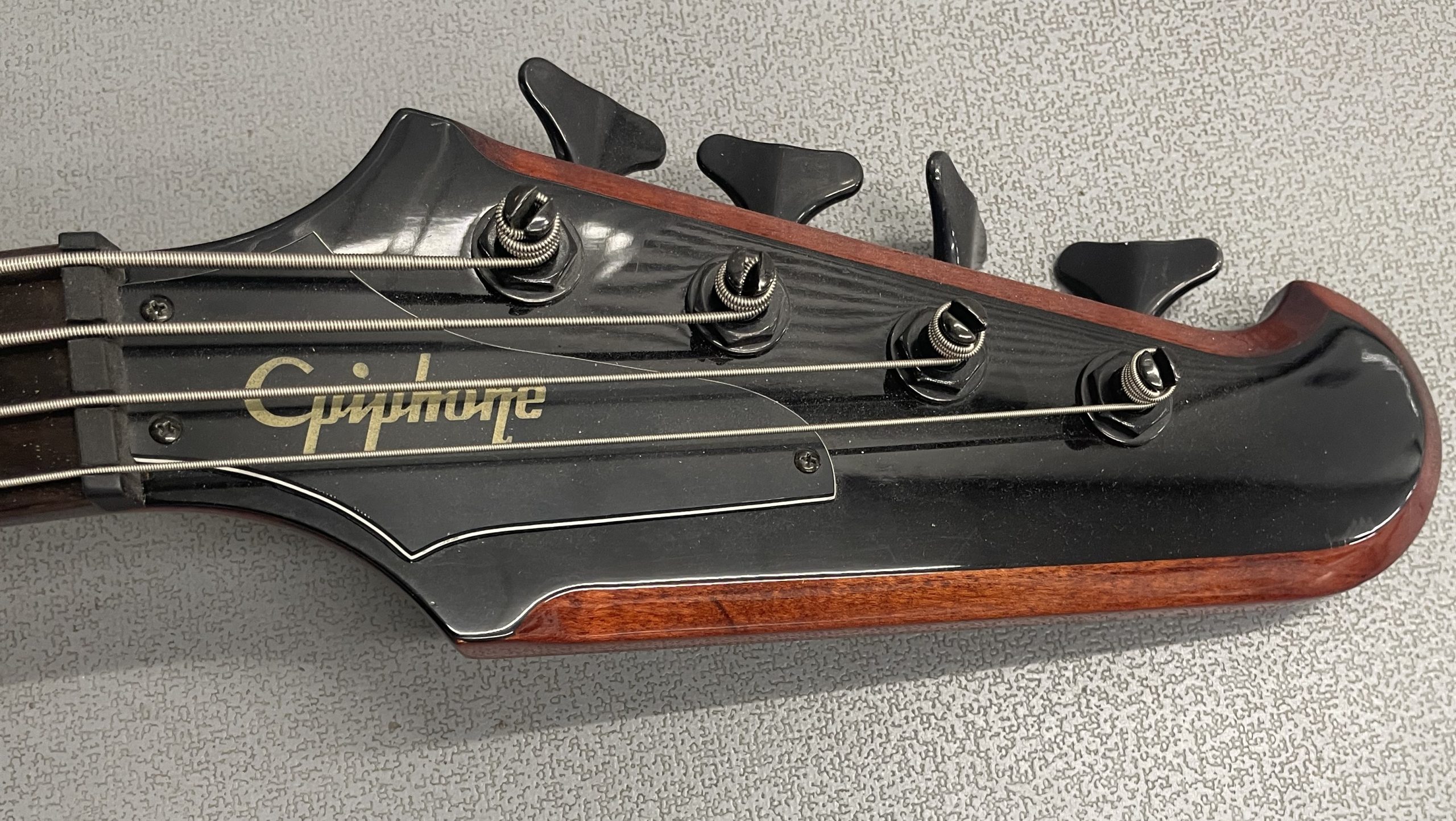 Epiphone Thunderbird Bass Guitars 2010 China - Image 4