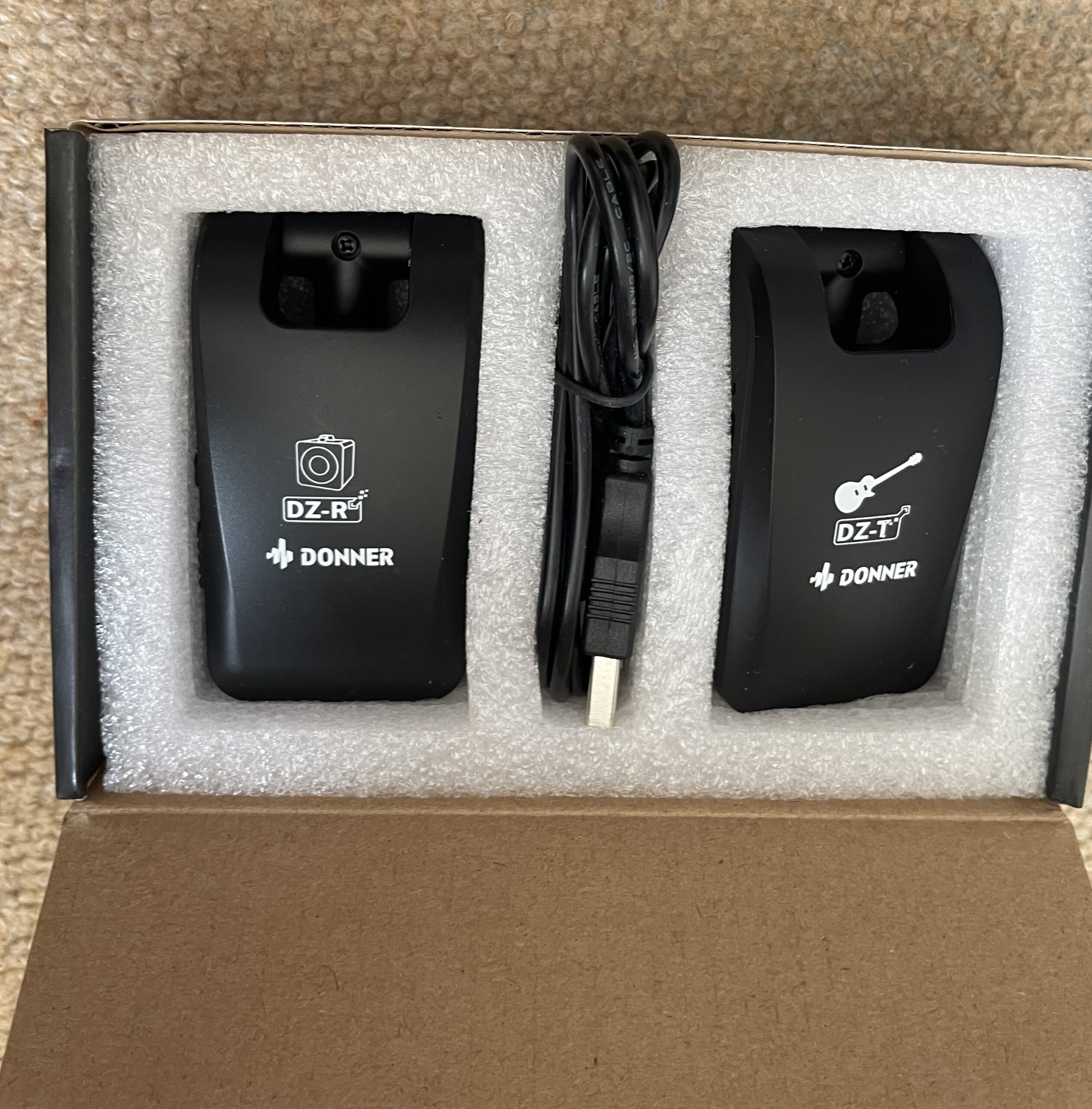 Donner Wireless Guitar System, 2.4GHZ Wireless Guitar Transmitter Receiver (Original Series Zero2