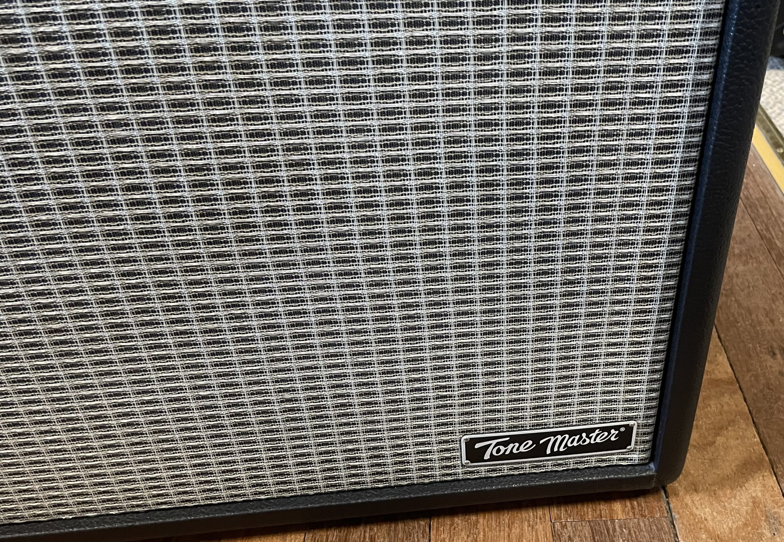 Fender '65 Deluxe Reverb combo amp - Image 5