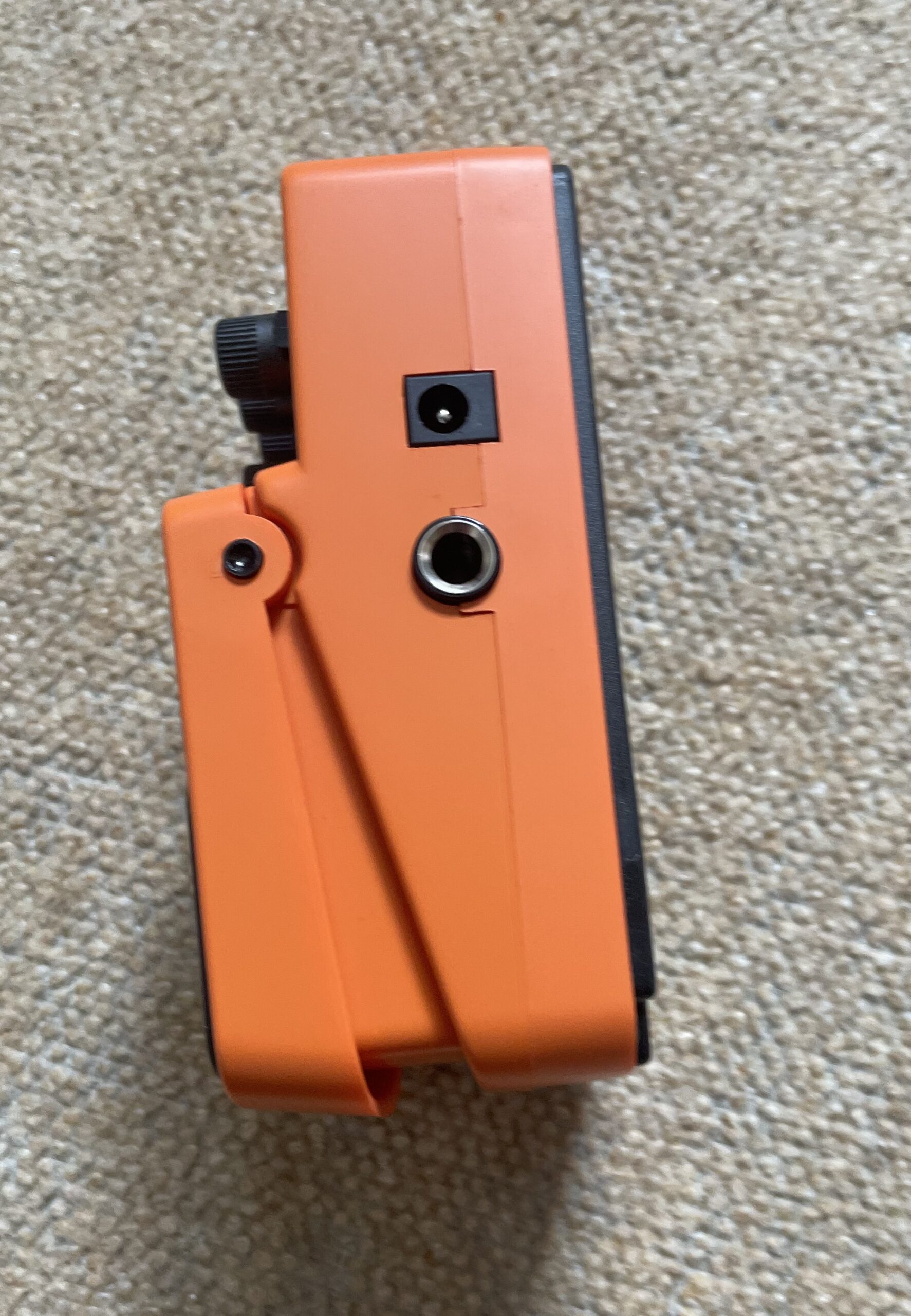Behringer SF300 Super Fuzz Pedal - Image 5