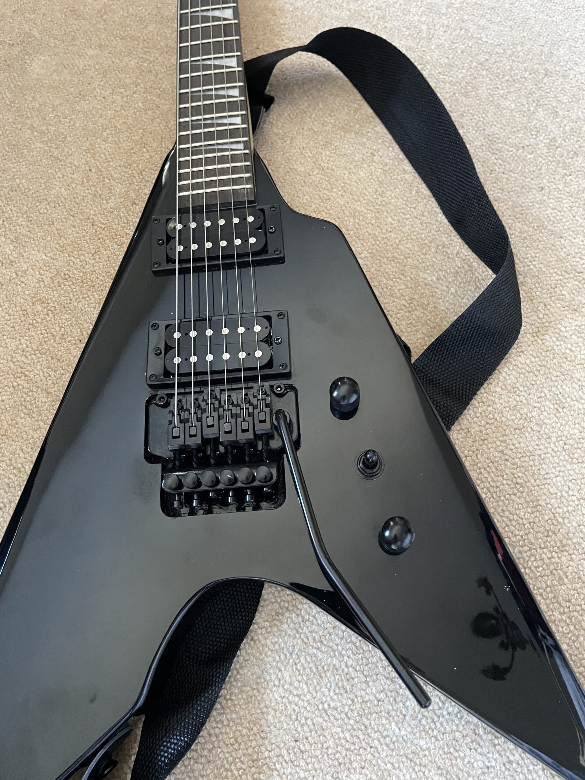 Max guitar Flying V Black - Image 9