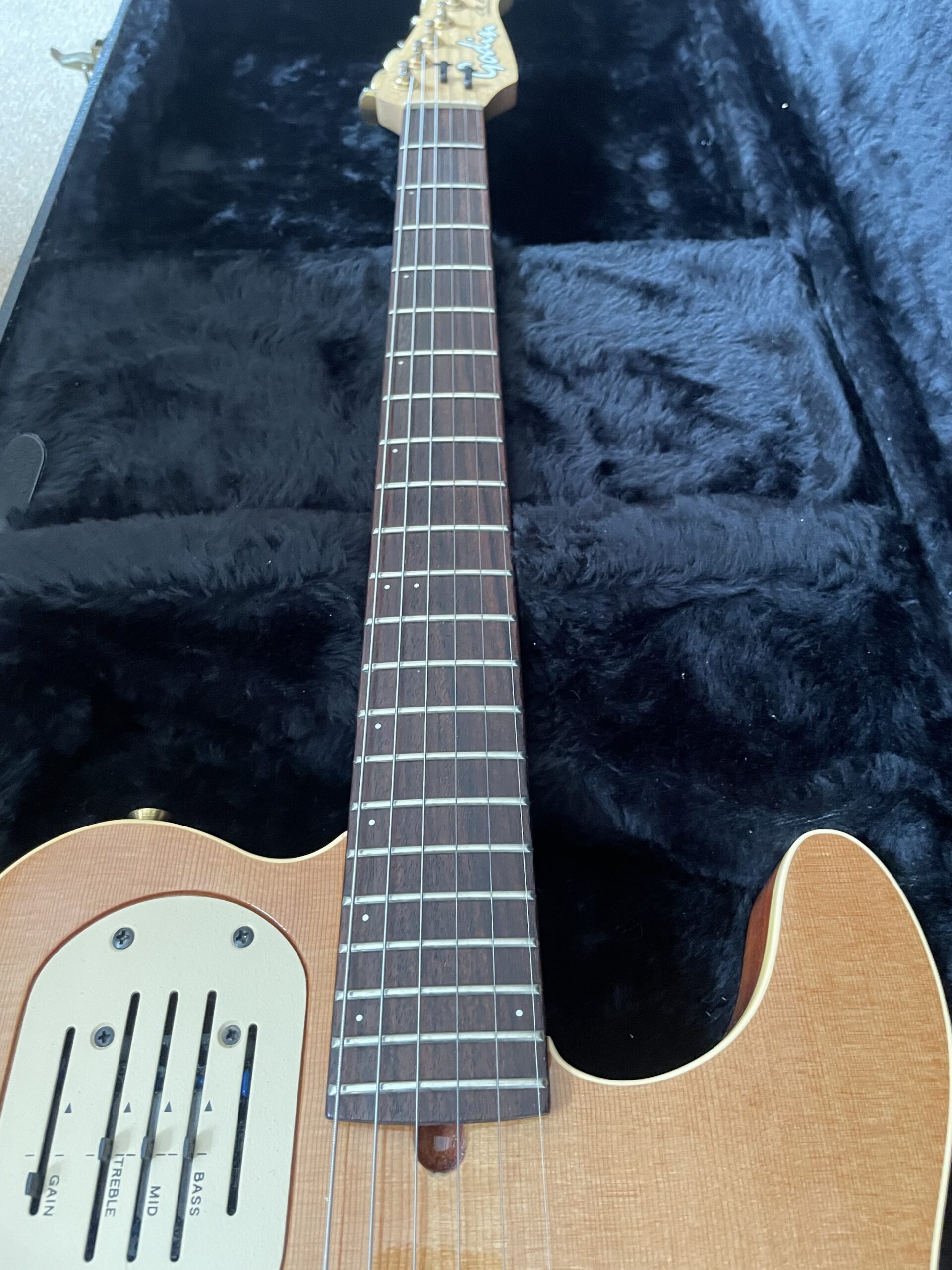 Godin Acousticaster 1991 (one of the first) Canada Signed by Robert Godin - Image 3