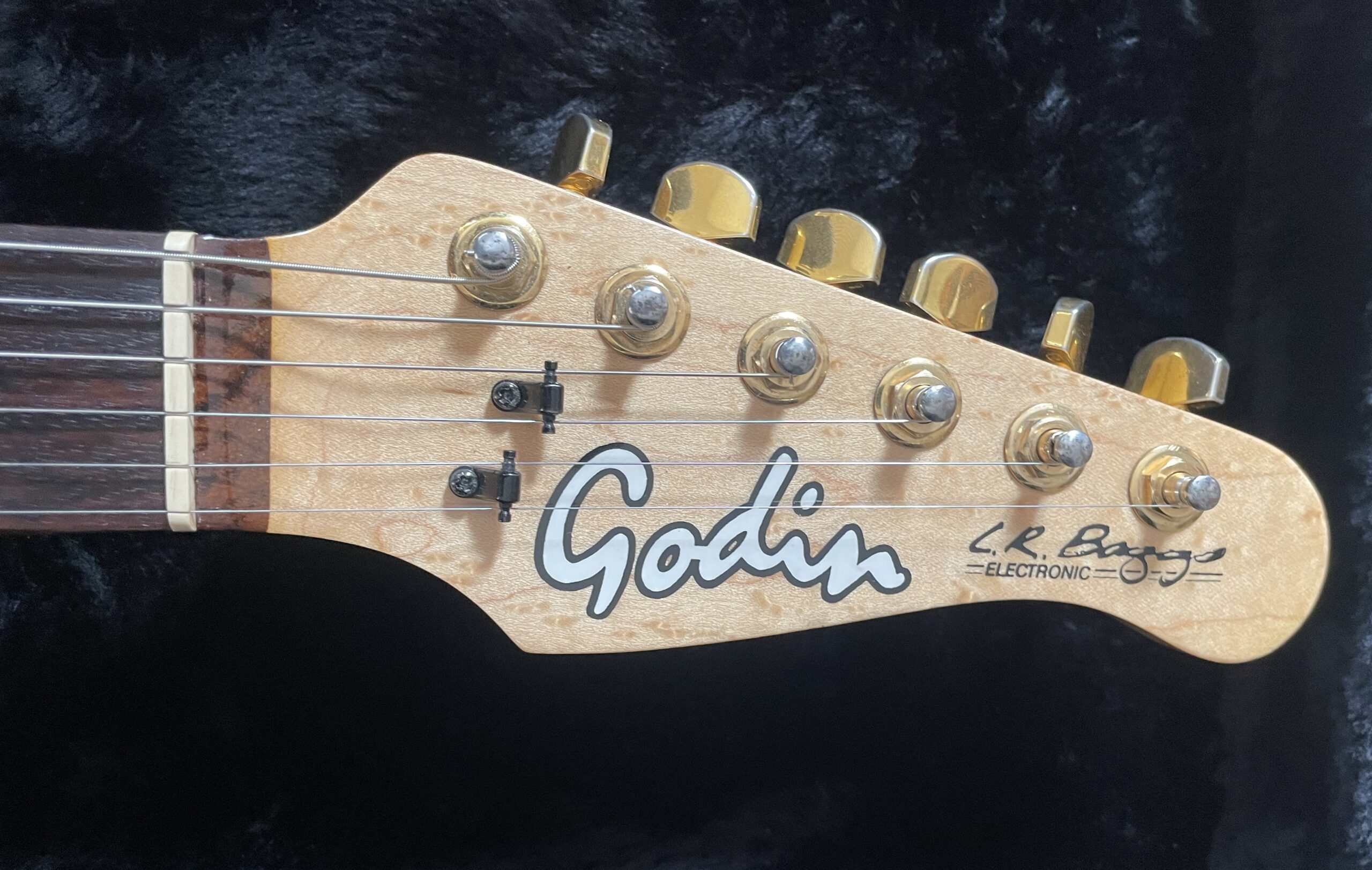 Godin Acousticaster 1991 (one of the first) Canada Signed by Robert Godin - Image 4
